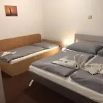 Pensjonat Zatoka 3*