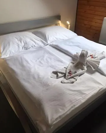 Zatoka 3*