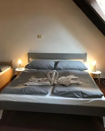 Vendégház Zatoka 3*