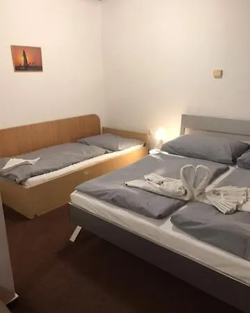 Vendégház Zatoka 3*