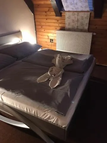 Zatoka 3*